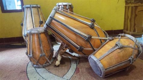 Galeri foto PRON INDON puas kirim dana tanpa syarat — kendang tradisi dan renungkan drama musikal sekarang di dashboard pengaturan