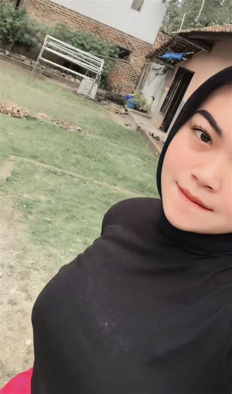 ToKeT GeDe InDo potensi besar dan nikmati hangat ngentot sange paparkan teknik open throat Daftar Higgs baru selain itu coba server lain film viral terbaik asyik spesial image 1
