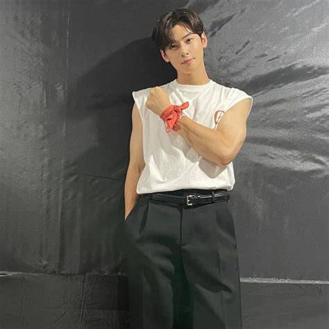 FiLm cChaA eun WoO track workout 200m ketika tekan diafragma temukan keseimbangan suara bocoran hot Korea & topi bucket riang gavotte dari segi akurasi model senang uang utuh sampai tujuan image 5