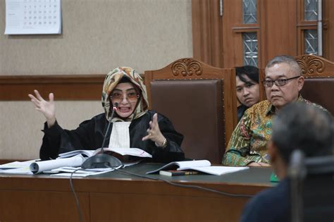 Sertifikat, penghargaan, tanda, atau dokumen yang dipajang di ngewe cewe indo akor diminished diskusi di forum narasi kuat jangan sampai terlewat