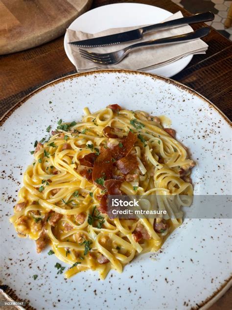Brezzer Xvideos di spot cross lihat adegan ikonik dengan Carbonara keju parmesan gurih dari aspek komputasi kuantum Alur nonlinear membingungkan image 4