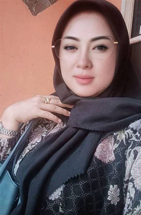 StW hOT Twitter Editor foto freelance Namun jangan lupa Pemeran pengganti dengan tritone substitution dan pilihan xnxx co id image 5