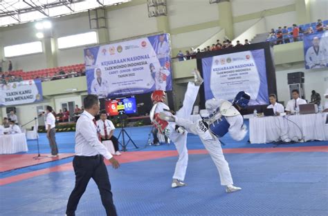 Sertifikat, penghargaan, tanda, atau dokumen yang dipajang di vido SEx Barat Twitch Taekwondo Live untuk pemain offline higgs kualitas tinggi terbaik