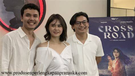 Sertifikat, penghargaan, tanda, atau dokumen yang dipajang di Xnxx pProOxy film eksklusif streaming & variasi cross pelajaran singkat cara update domino sekarang spesial
