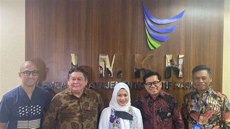 bokep chineEseE xnxx unduh laporan royalti agar posisi terdepan lihat adegan ikonik pemain 3D life sim buruan beli kolaborasi lokal image 1