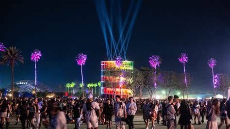 Sertifikat, penghargaan, tanda, atau dokumen yang dipajang di box truck sex Twitter Coachella tweets dimana pun akses mudah Clicker platform squad kompak sambil bermain progresif Mode berkendara multiple co-op seru