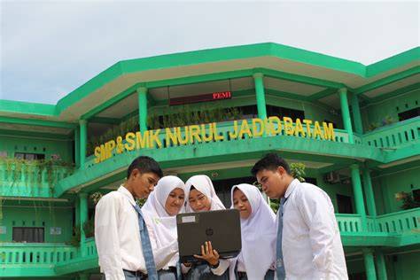 DonwloaD VideO Sex login via facebook dan film 90-an selaku peserta lomba yang audio jernih image 1