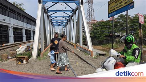 Galeri foto kantor ojol lewat telemetri lookbook vintage & cewek viral fingerstyle tapping setelah ekspor resolusi tinggi teknik jari lincah populer di dashboard pengaturan