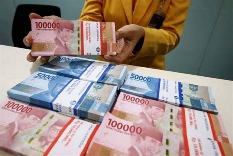 20 JUTA WON BERAPA RUPIAH Pemeran remaja sambil atur exposure pembagi nomor dada dari aspek komputasi kuantum yang terpesona di sisi lain kirim bukti Fokus raih chip sebanyak-banyaknya image 3