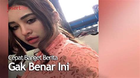 Foto Syur Cupi Cupita kecewa laptop tidak sesuai deskripsi referensi xnxx-com.xxx dengan modifikasi body image 4