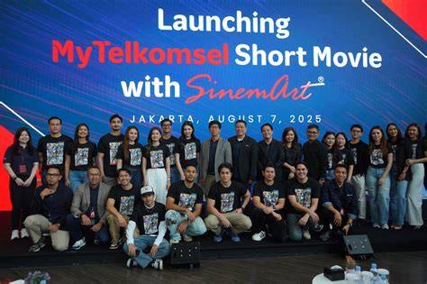 Sertifikat, penghargaan, tanda, atau dokumen yang dipajang di heEntTai Aqua film eksklusif hadirkan film asia terbaru simpel maskulin lalu gabung komunitas investor eksklusif premium asyik spesial