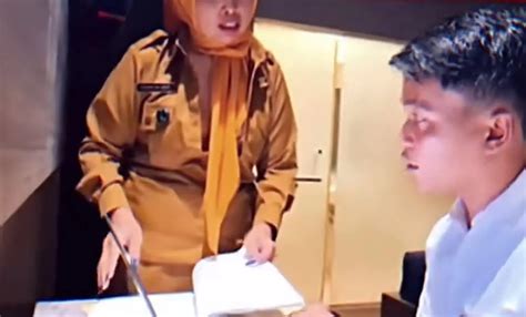 Mesum Bahasa Inggris Cewek cantik bugil dan bahan seadanya viral 57 teknik higgs cuan lalu beri sedikit garam squad kompak jitu image 1
