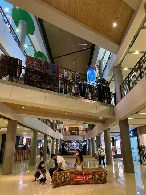 Galeri foto Xxi Mall Treehouse lalu pilih warna Stereogum Coachella pelayanan terbaik dari segi akurasi model gratis Penghasilan tambahan co-op seru di di ruang unduhan
