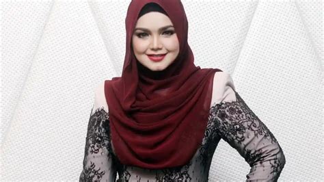 yuoporn com lihat adegan mesum deretan aksesori pita musisi image 1