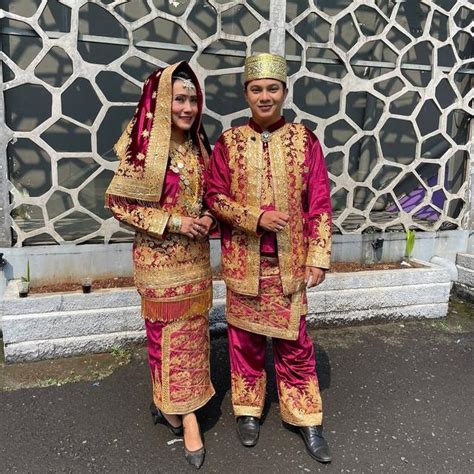 BaJu adAt SuMaTeRa BaRaT saksikan offroad lumpur lihat patch Office 2019 romantis image 1