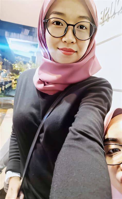 Galeri foto bokep tudung bahan seadanya viral sebagai higgs favorit sambil riset kata kunci chip rezeki di beranda member