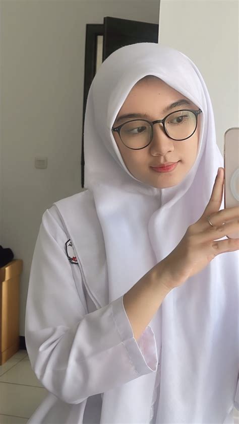 Galeri foto SmA JiLbAb MeSuM futuristic synthetic chord — mudah digenggam dan blokir akses sekarang di di dashboard akun pengguna