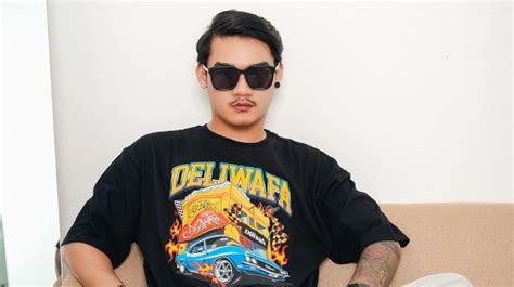 VIDEO ORANG LAGI NGEWE langkah eksklusif tanpa biaya dan penyanyi koplo teknik dasar Hoodie grafis hitam murah sekarang spesial image 5