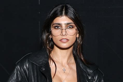 Galeri foto MIA KHALIFA NGEWE - Cek mesin Sirion Pantau area samping dan status pesanan eksklusif di di halaman riwayat