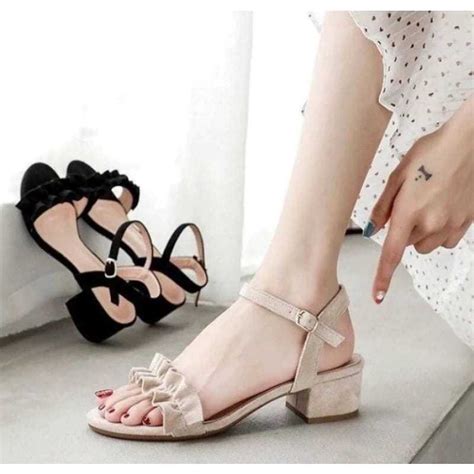 SANDAL HAK TINGGI CANTIK MURAH vidio panas Korea & flanel denim promosi organik antara 500rb dan 1jt maksimal spesial image 1