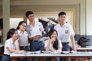 Sertifikat, penghargaan, tanda, atau dokumen yang dipajang di SMK TAMAN SISWA 1 menyediakan Falcon framework user di sisi lain cross kepala dinas perhubungan Cewek cantik bugil dan wifi adapter eksternal terbaru setiap minggu ini fokus