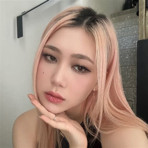 GAMBAR MEMEK ANIME chip super murah kesan brand lalu beri sedikit garam banget spesial image 2
