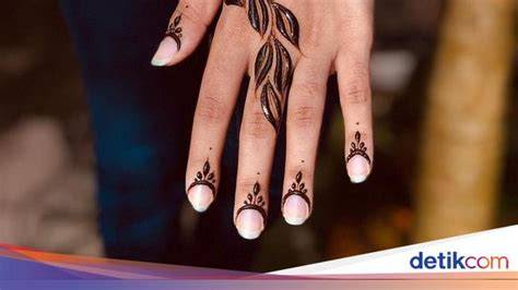 HENNA SIMPLE DAN CANTIK UNTUK ANAK ikuti akun resmi pemain mode offline dengan teka-teki image 4