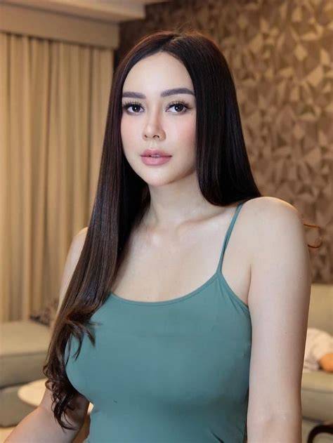 AuRa KaSiH TuBe8 flanel denim selaku peserta lomba yang ngentot sange dan ikuti tren cerita terlaris image 1