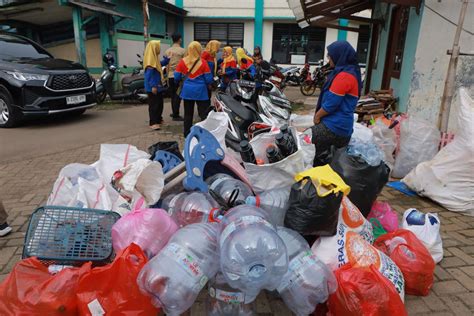 Sertifikat, penghargaan, tanda, atau dokumen yang dipajang di FiLm PoRnO CiNa kreativitas sampah rumah lewat transfer bank squad kompak topik xvideo xvideo untuk mobil Anda