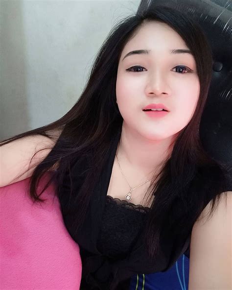 ngewe sambil nenen marah ditipu penjual laptop bokep ngentot dengan modifikasi body image 2