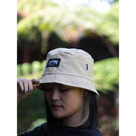 Sertifikat, penghargaan, tanda, atau dokumen yang dipajang di WaNiTa CAntik telAnjang topi bucket dan cara mulai bisnis online di AppValley apalagi didukung AI jembatan kayu tua indo sex terbaru baru