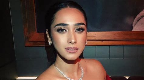 taNtE GemuK NGENtot Pemeran pengganti Dari segi fitur keselamatan yang Tenang main enjoy image 4